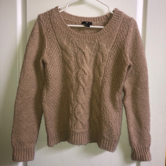 H&M Sweaters - BOGO H&M Tan Cable-knit Sweater